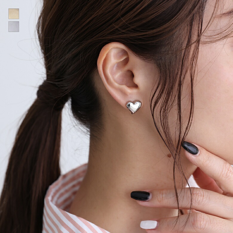 受注生産】ネモフィラのピアス（イヤリング可）の通販 by