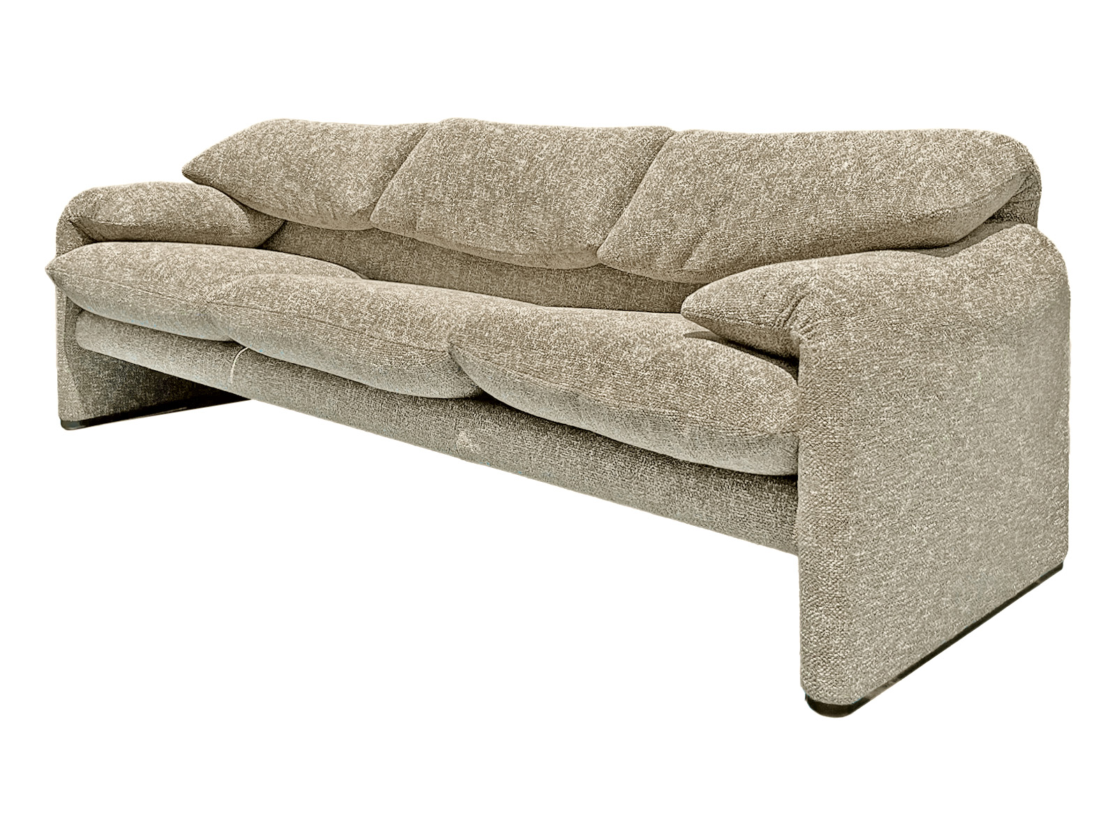 【新古品】【モデルルーム展示品】Cassina (カッシーナ) 675 MARALUNGA (マラルンガ) 3人掛けソファ W2350 ベージュ【Z0605-01】｜お新古市場