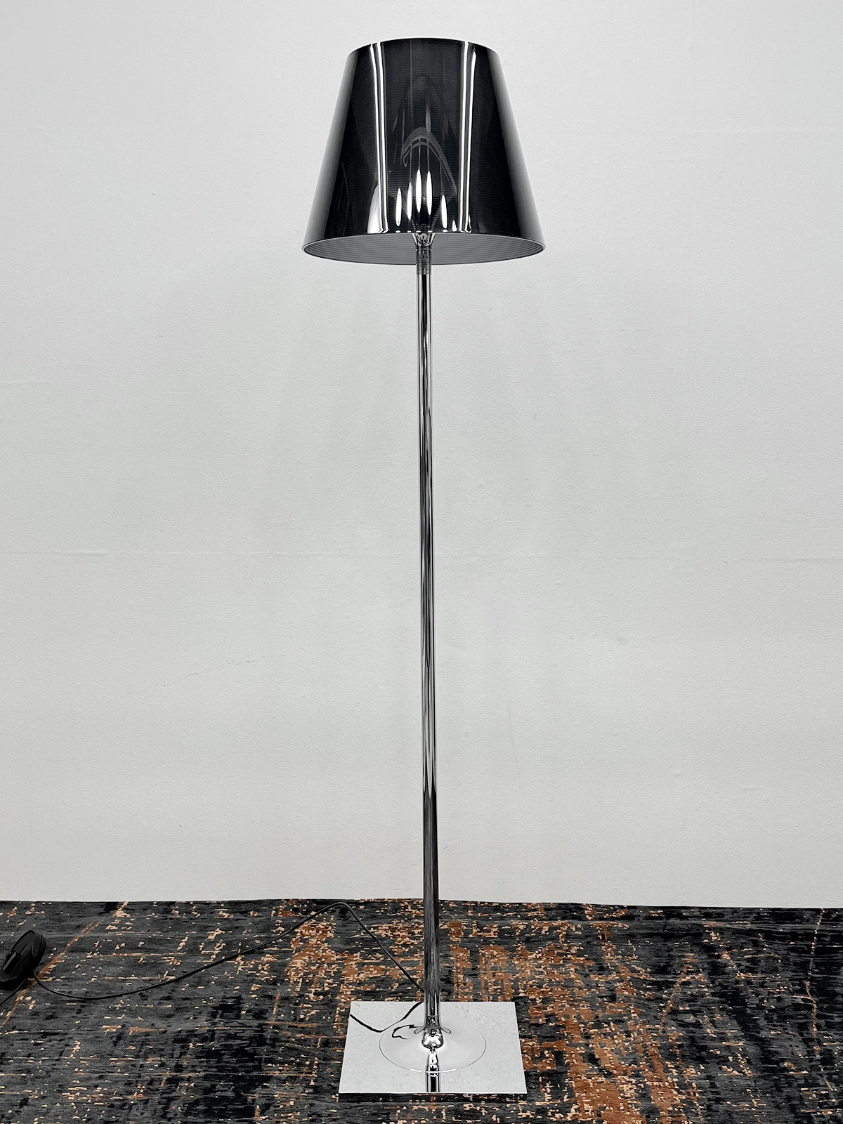 展示品　タイムアンドスタイル　フロアライト　照明　ランプ　ライト　高級　モダン Synchronicity – Floor arm light – Time & Style