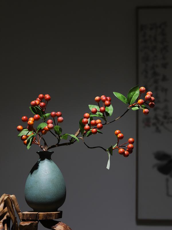 新中式 花立て 瀬戸もの 返り咲き 禅意 花活け 飾りつけ 景徳鎮 室内装飾 陶芸 淡色系 さくら色系 さくら色 薄墨色 米色 部屋の入り口 リビング 速見表 テレビ受像機台 置き型 軽さ 耐久性 陶芸 大きさ 27珊 26珊 28珊 50珊