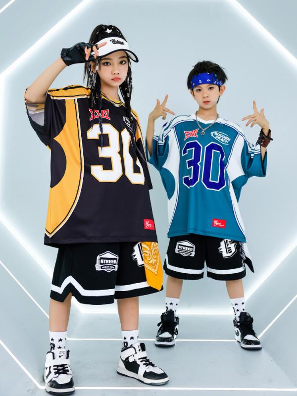 セットアップ キッズ 男の子 女の子 男女兼用 子供服 ダンス衣装 ヒップホップ ストリート 部屋着 レッスン着 練習着 半袖 Tシャツ ハーフパンツ 上下セット ジュニア スポーティー 動きやすい 綿 柔らかい 通気性 ブラック ブルー｜Fun Time Market