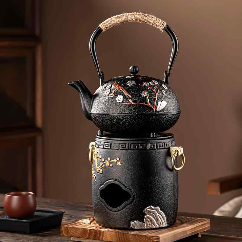 茶壺 日式 鋳鉄 急須 鉄瓶 鉄器 炭炉用 ティーポット 囲炉裏 炭火 温茶 茶道具 茶器 鋳鉄製 工芸品 レトロ 和風 おしゃれ シック 普段使い 来客用 インテリア 卓上 暖房 雑貨 丈夫 ギフト ブラック 重厚感｜Fun Time Market