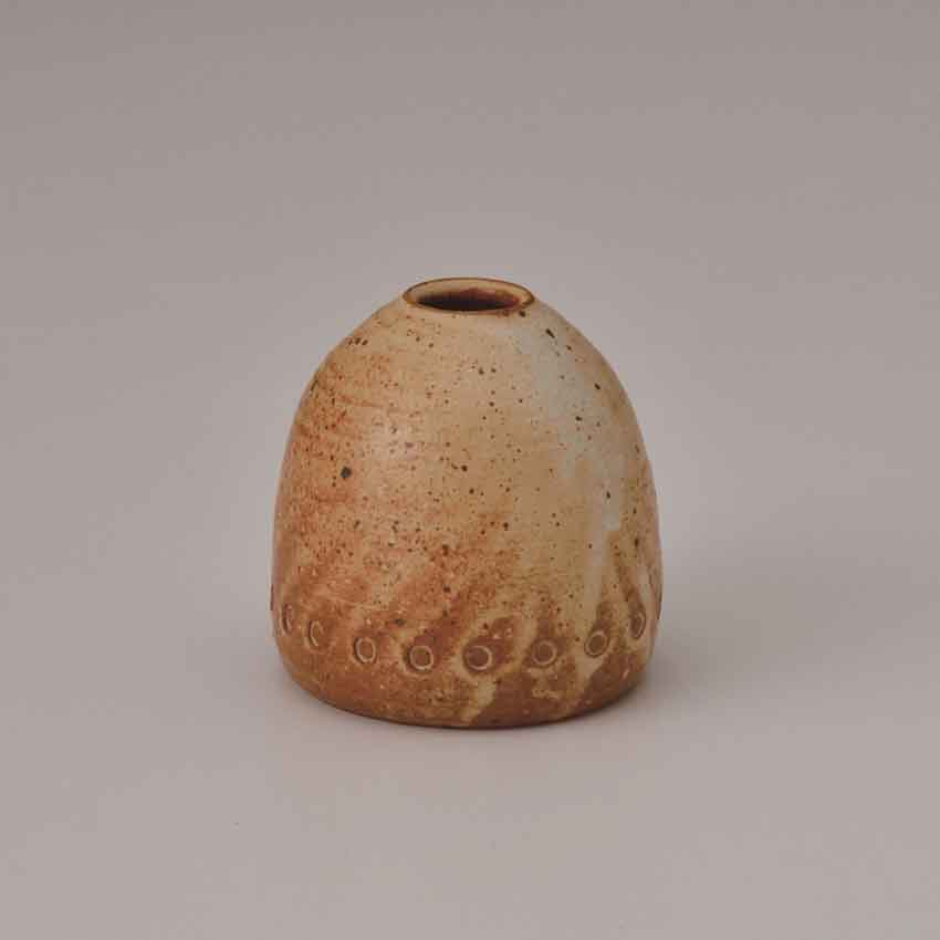 楽天市場】*常滑焼 石堂作 白タタラ合せ四角花器 /日本製/花瓶/花入れ