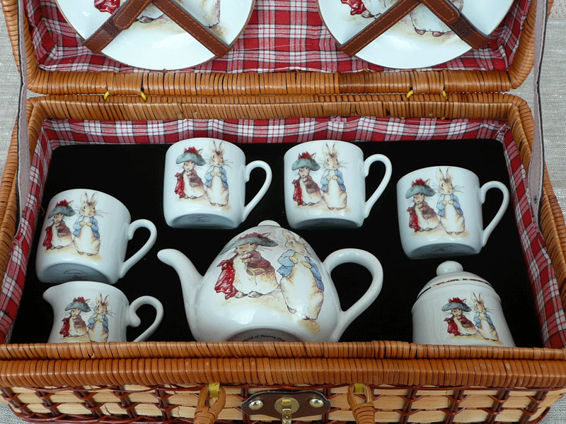 ostuni Rakuten Global Market Peter Rabbit tea set (Peter & Benjamin