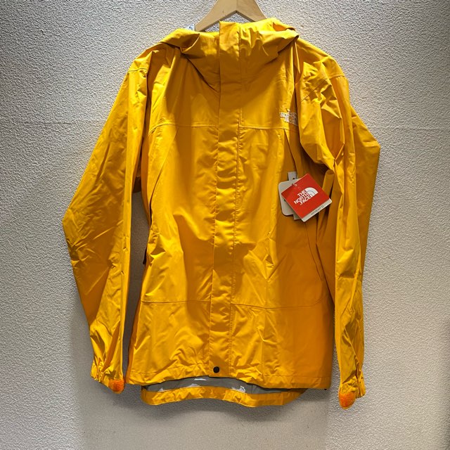 【11日 01:59まで 最大80％OFF&ポイント10倍】【送料無料】THE NORTH FACE DOT SHOT JACKET NP61830【未使用】【003】｜オタカルチャー