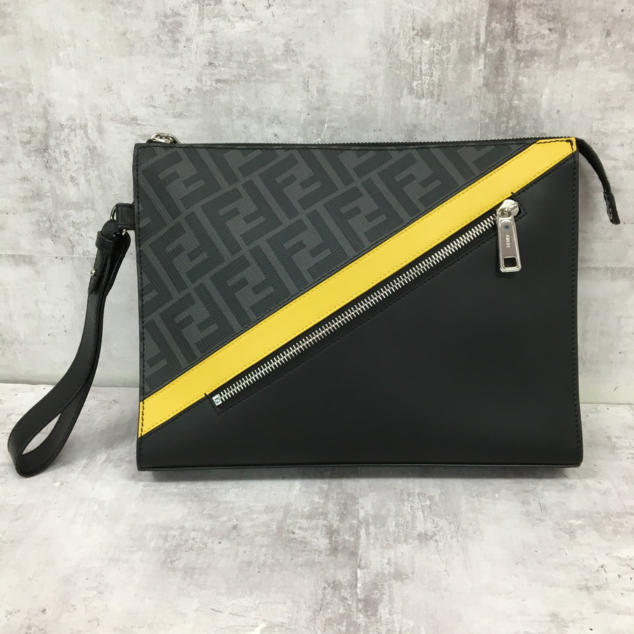【送料無料】FENDI　ダイアゴナル　セカンドバッグ　フェンディ【中古】【004】