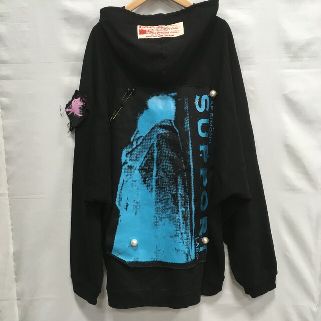 【送料無料】RAF SIMONS Oversized hoodie with patches & pins / ラフシモンズ パッチワークプルオーバーパーカー 20SS フーディー スウェット オーバーサイズ メンズ ブラック size:M【中古】【006】|オタカルチャー