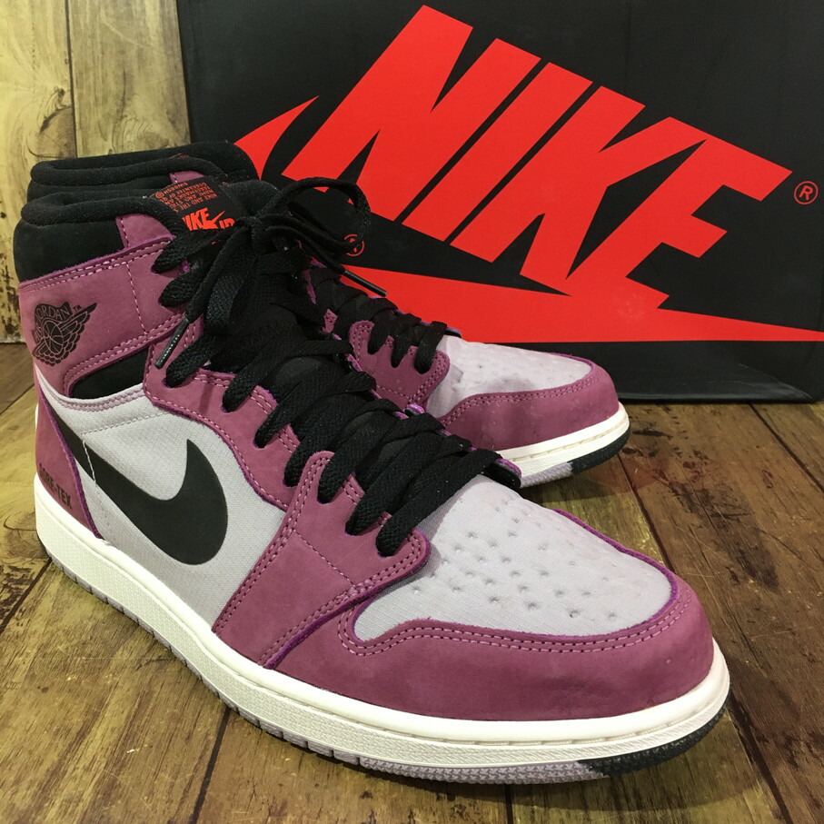 NIKE エアジョーダン1 エレメント ゴアテックス ブラックセメント 28cm ゴアテックス仕様の「エア ジョーダン 1」に新色ブラック