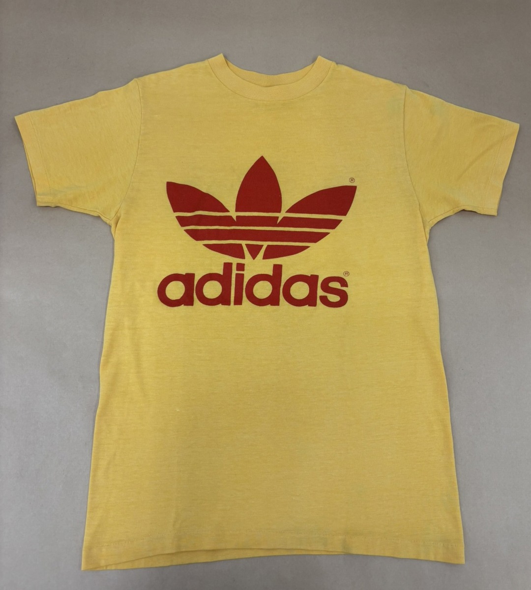 【送料無料】adidas 80's VINTAGE TEE マスタード サイズS 【中古品】【003】
