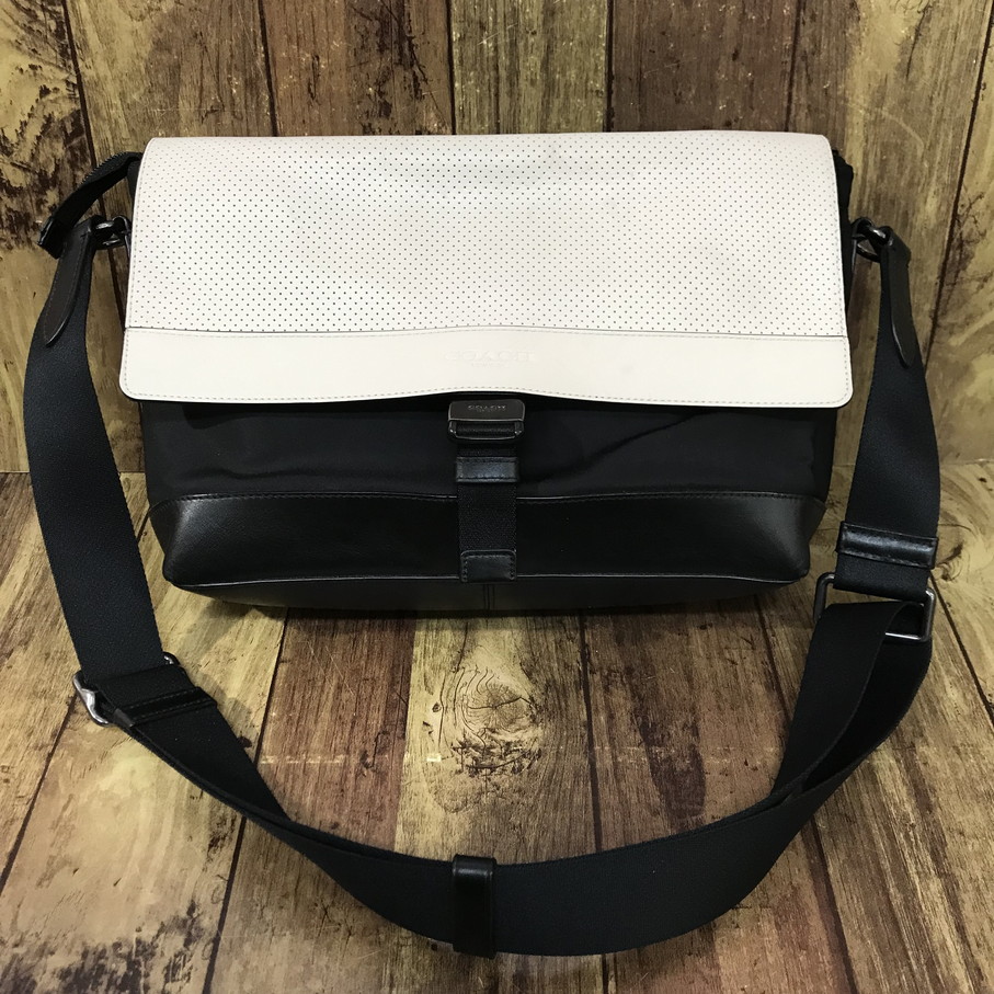 コーチ パフォレイテッド レザー バイクバッグ メッセンジャーバッグ ショルダー 楽天市場】【バッグ】COACH コーチ パフォレイテッド レザー バイク