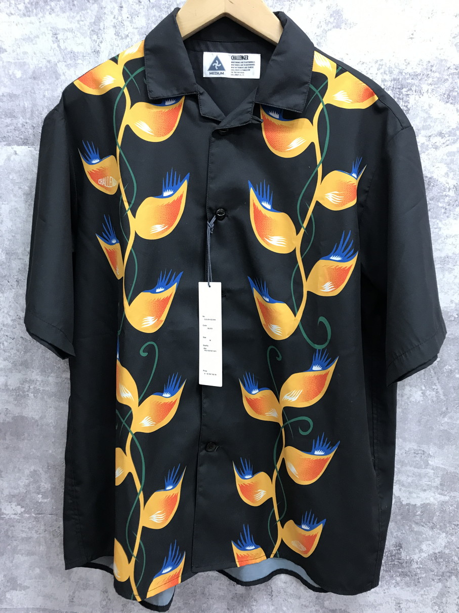 チャレンジャー　黒と青の半袖シャツ チャレンジャー 黒と青の半袖シャツ CHALLENGER / S/S BANDANA