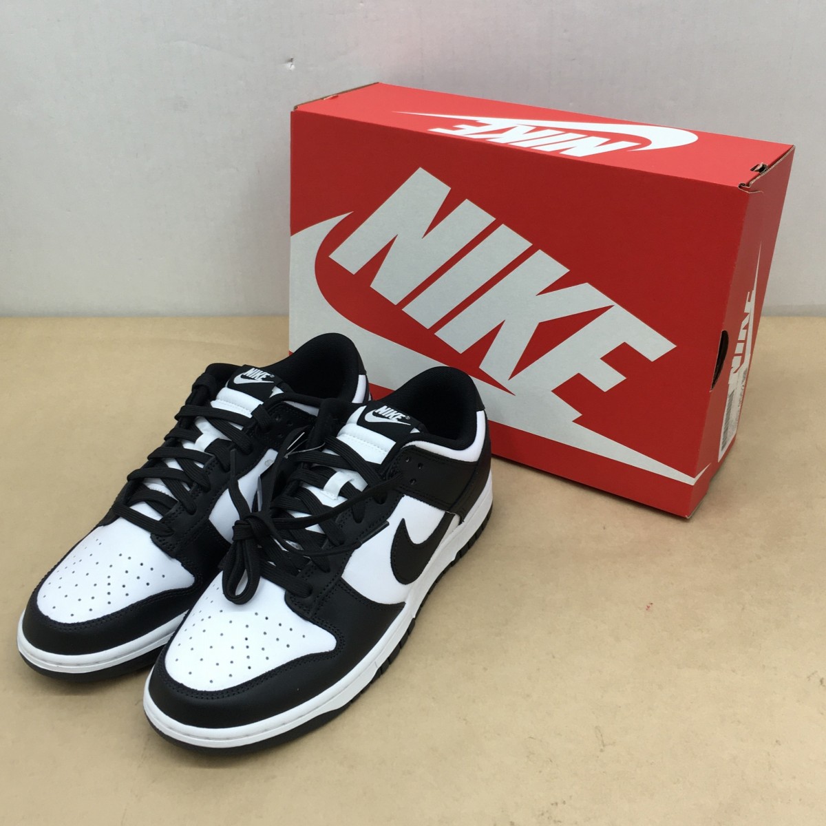 楽天市場】【送料無料】NIKE DUNK LOW RETRO BLACK/WHITE PANDA DD1391 