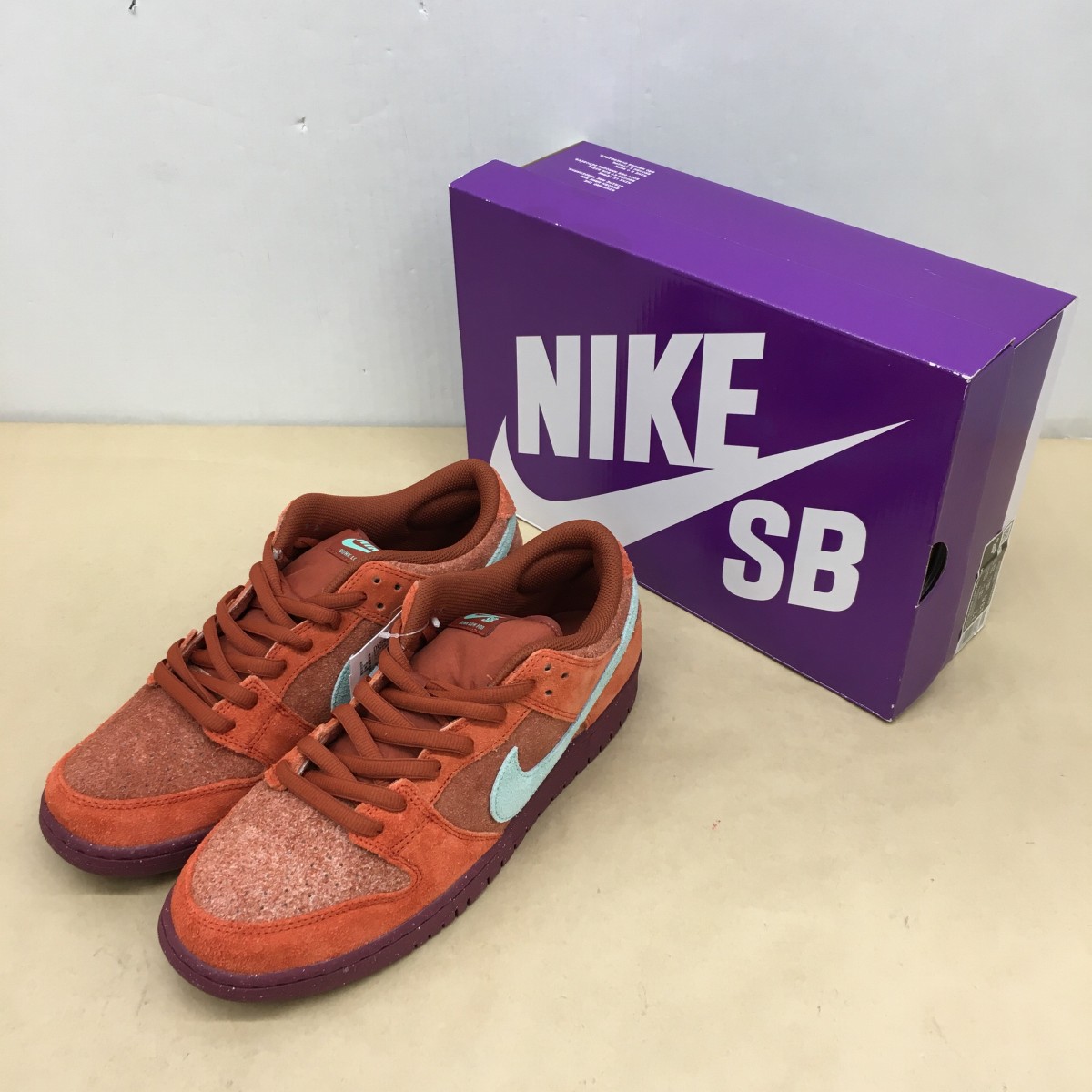 【送料無料】NIKE SB DUNK LOW PRO PRM Mystic Red and Rosewood DV5429-601 サイズ30cm【未使用】【003】