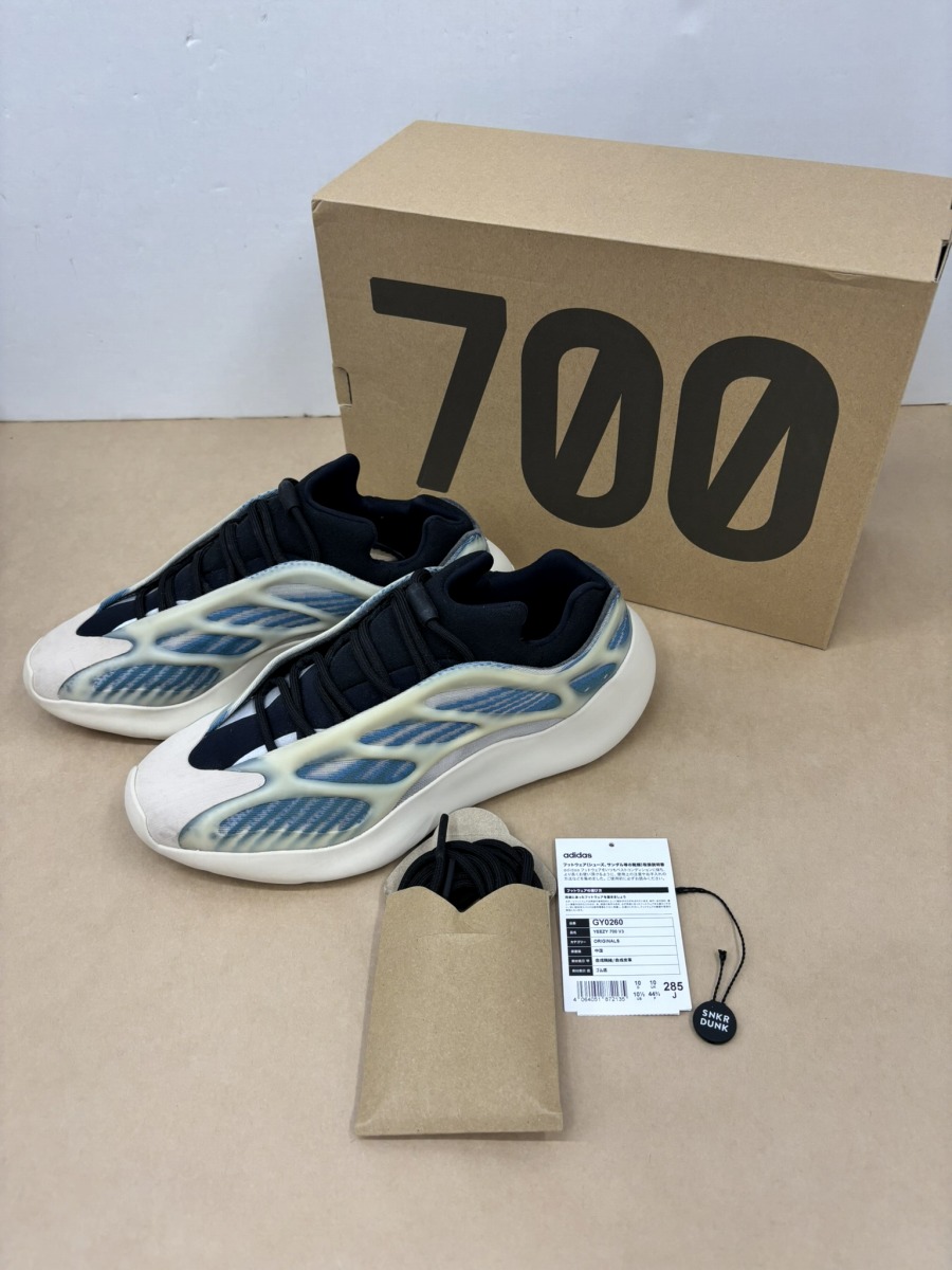 【貨物輸送無料】adidas  YEEZY 700 V3 GY0260 大きさ27.5糎 【中古】【003】