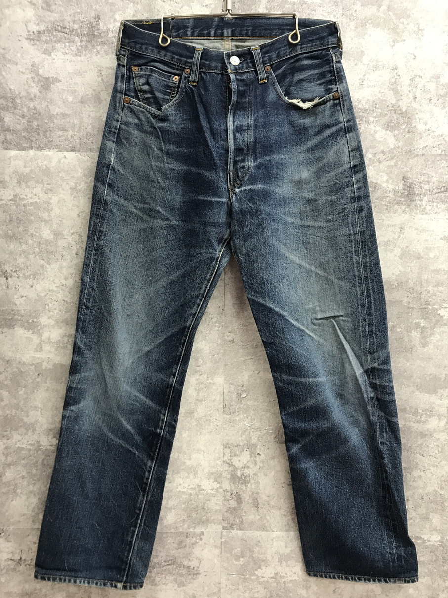 【貨物輸送無料】Levi\u0027s リーヴァイズジーンズ ジーンズズボン下 501XX 501-0003 98年USA製 バレンシア工業プラント 名取り草裏555 裾構成成分リメイクあり【中古】 【004】 ズボン・パンツ-メンズファッション