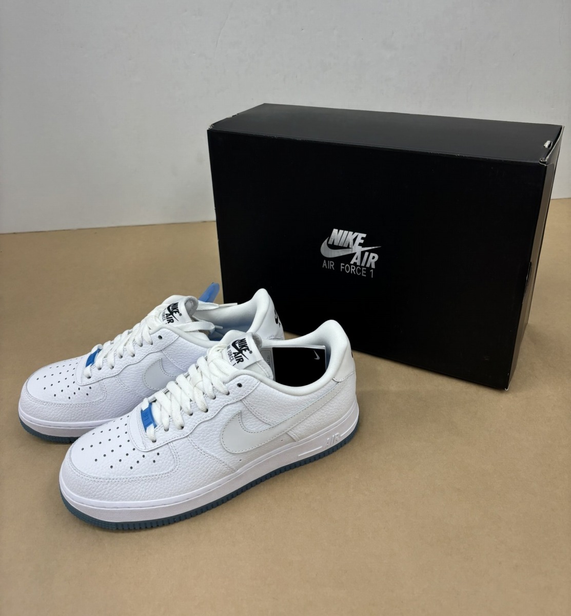 【送料無料】NIKE WOMEN'S AIR FORCE 1 LOW UV ”White” DA8301-101 サイズ26.5cm 【未使用】 【003】 10,500円