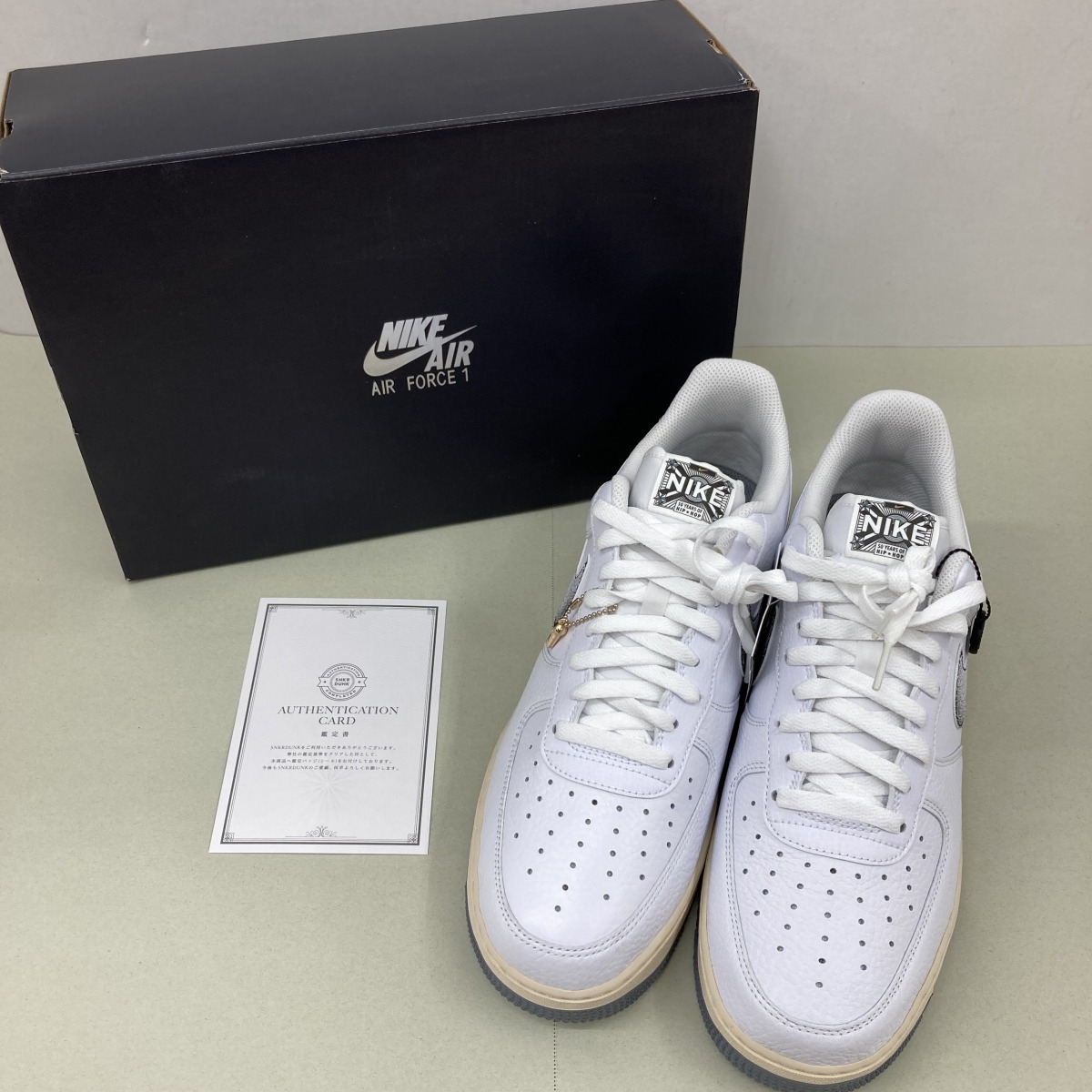 【送料無料】NIKE AIR FORCE 1 '07 LX 50 Years Of Hip-Hop "WHITE/SMOKE GREY-BEACH-WHITE" サイズ29cm DV7183-100【未使用】【003】|オタカルチャー