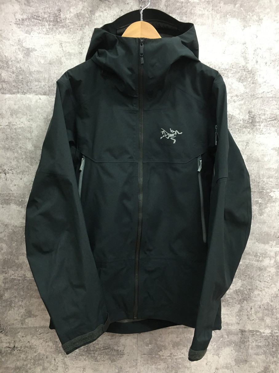 【貨物輸送無料】ARC\u0027TERYX アークテリクス 24002 SABRE AR JACKET MEN\u0027S セイ赤ちょうちん AR 上衣【中古】【004】