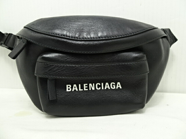 【送料無料】BALENCIAGA(バレンシアガ) ベルトバッグ　EVERYDAY　ブラック【中古】【005】