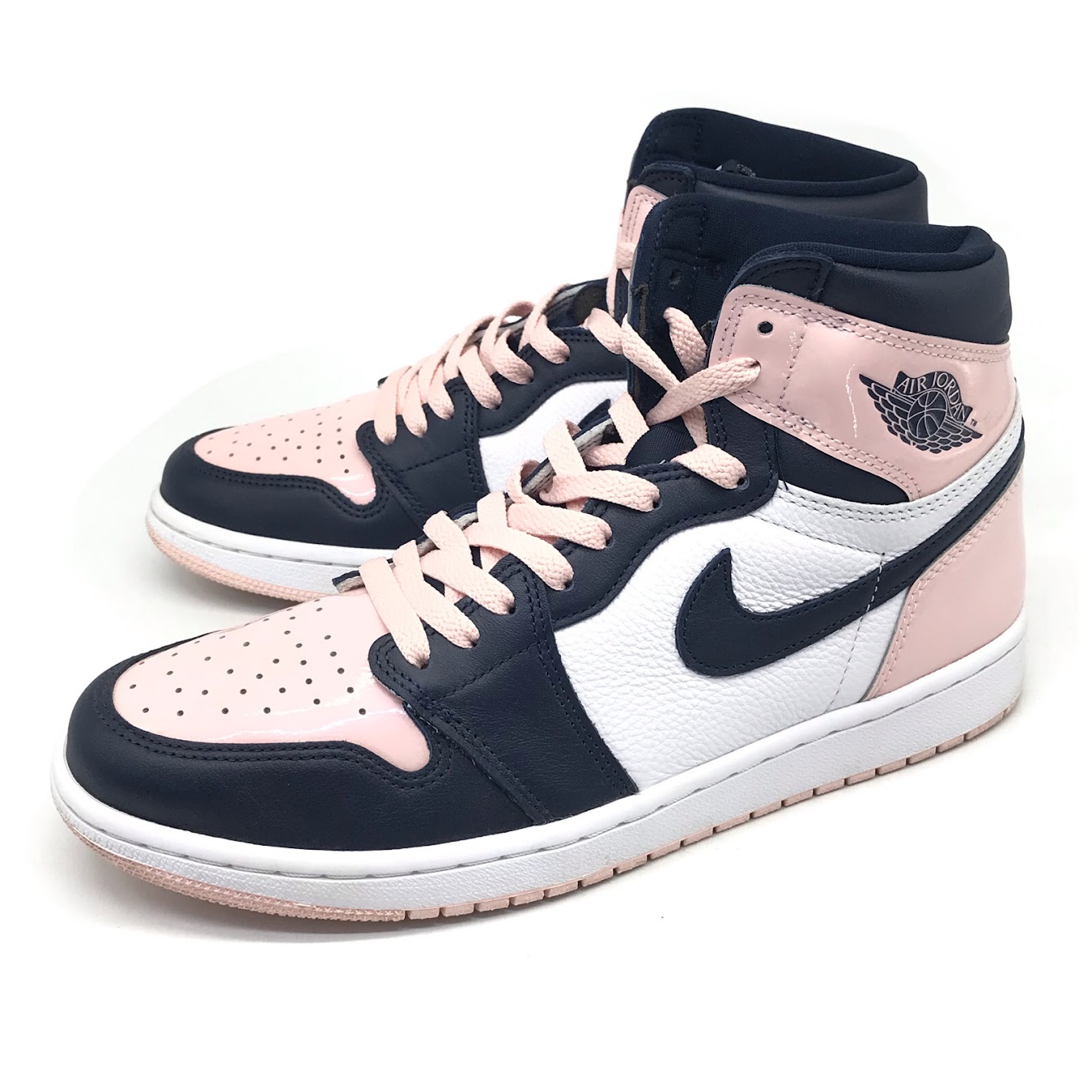 楽天市場】NIKE WMNS AIR JORDAN 1 RETRO HIGH OG ATMOSPHERE/OBSIDIAN