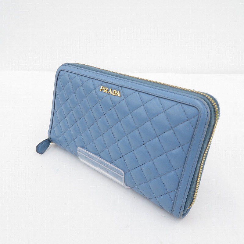【中古】 PRADA | プラダ ソフトカーフレザー キルティング ラウンドチャック 長札入れ 1ML506 点火装置青色