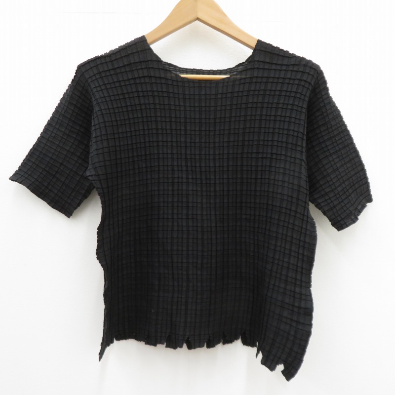 【中古】ISSEY MIYAKE | イッセイミヤケ トップス IM04FJ950 黒いこと 大きさ：2【瀬戸大橋店】