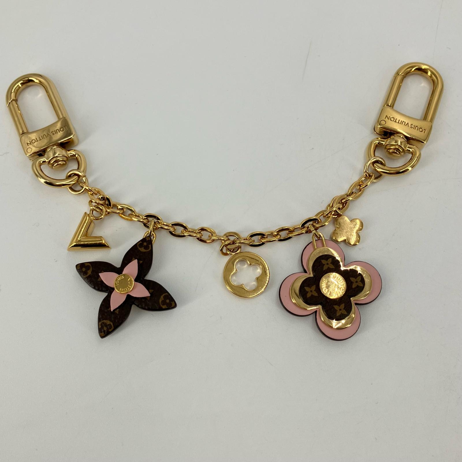 【中古】LOUIS VUITTON | ルイ・ヴィトン バッグチャーム チェーン・ブルーミング フラワー ストラップ M01414 ゴールド【イオン広店】
