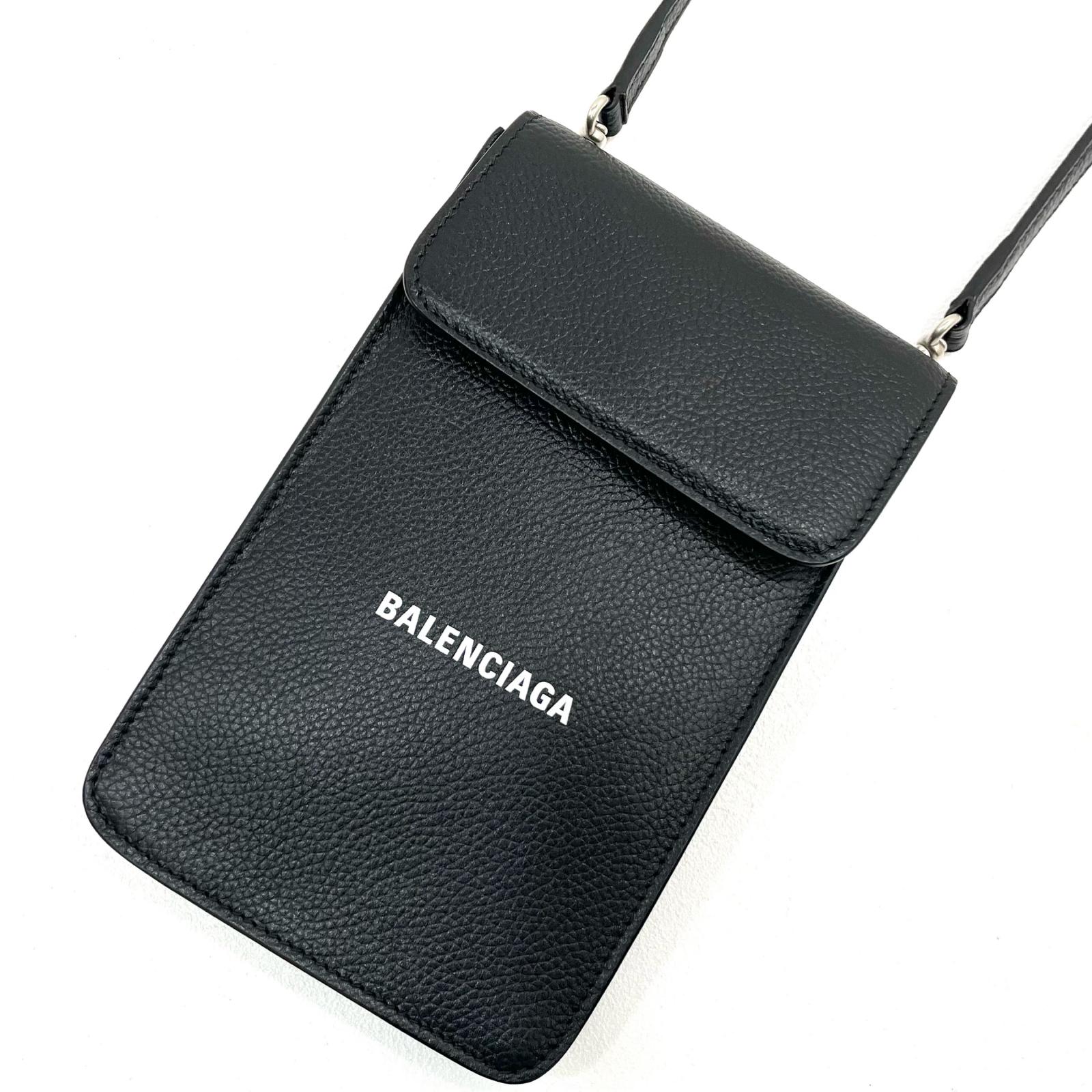 BALENCIAGA - BALENCIAGA バレンシアガ Fluffy Bunny IPhone12/12Pro Case レザー ショルダーストラップ付き ファー アイフォン スマホケース ピンク レディース 16580913_36333688_1000.jpg