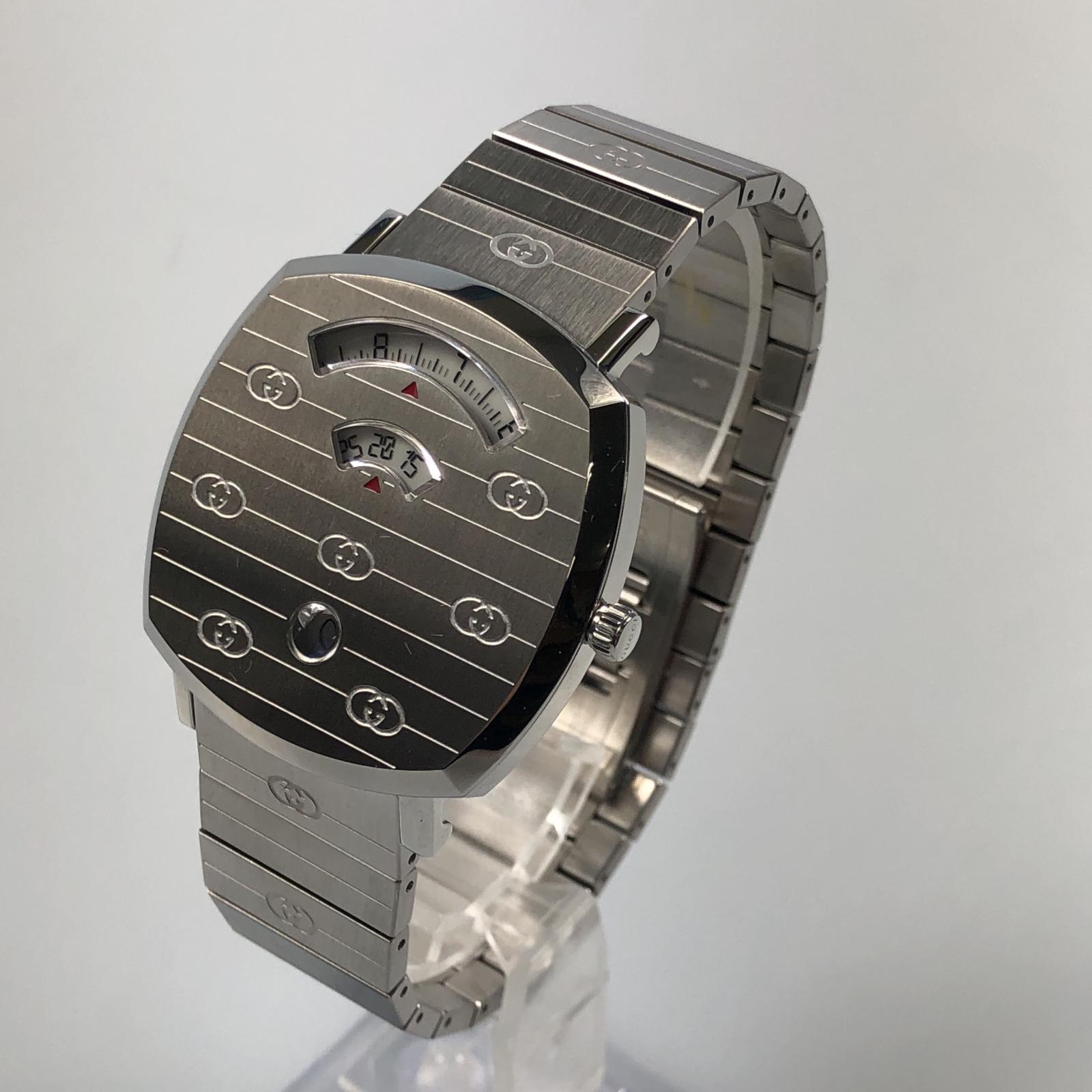 GUCCI アナログ時計 ブラックシルバー　未使用　美品 be-rich0112_bt2091