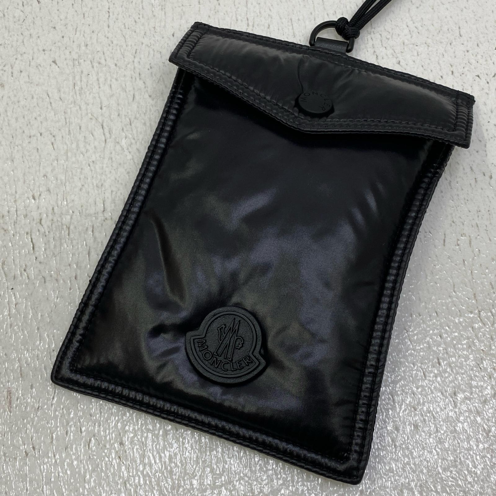 正規品☆モンクレール☆ポーチ 楽天市場】モンクレール ポーチ MONCLER ダウン コスメポーチ