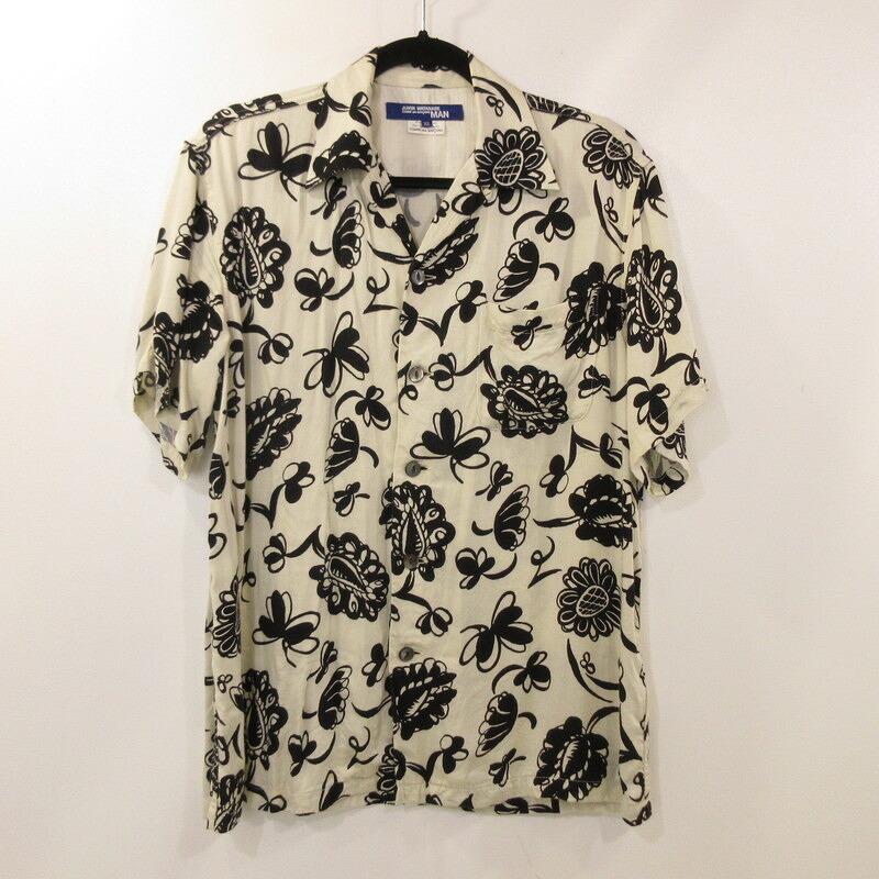 【中古】JUNYA WATANABE COMME des GARCONS MAN | ジュンヤワタナベコムデギャルソンマン レーヨンサテンプリント 半袖シャツ WS-B019 サイズ:XS【姫路東店】|お宝市番館