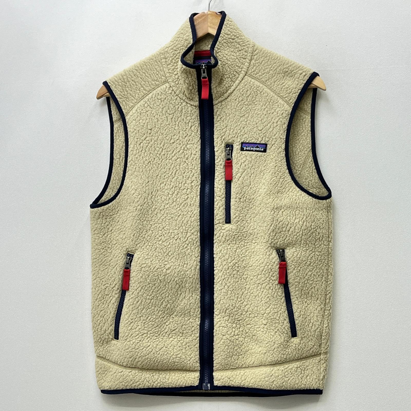 Patagonia メンズ・ユーレックス・レギュレーター・ライト・ベストLサイズ Patagonia メンズ・ユーレックス・レギュレーター・ライト