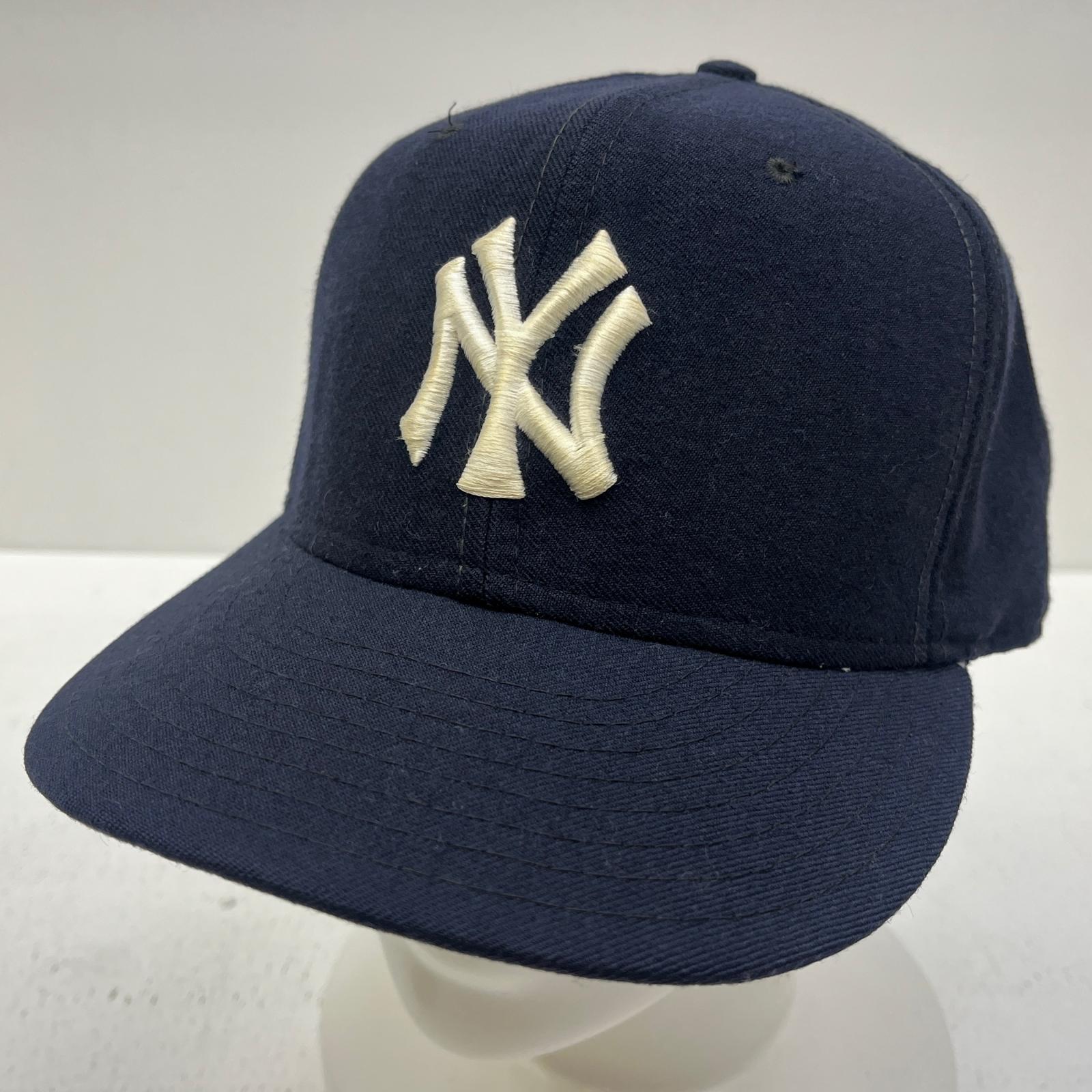 完売品　BASICKS×NEW ERA 9 FORTY  NY ハートキャップ BASICKS - 【限定】9 FORTY Yankees Heart Embroidery Cap