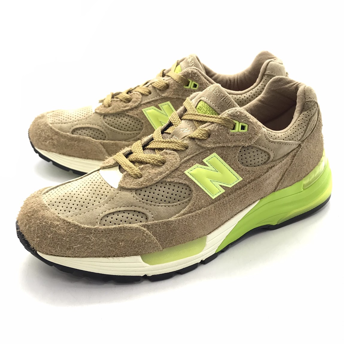 new balance飾り DTLR × New Balance】992 “Discover & Celebrate”が海外5月28日