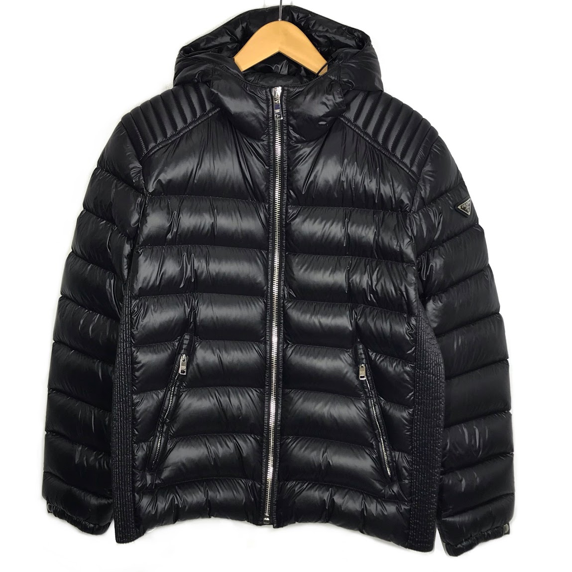 22年製 48 PRADA プラダ ライダース フード ダウン SGA654 PRADA - 極美品△PRADA プラダ 2020年製 SGA654 トライアングル