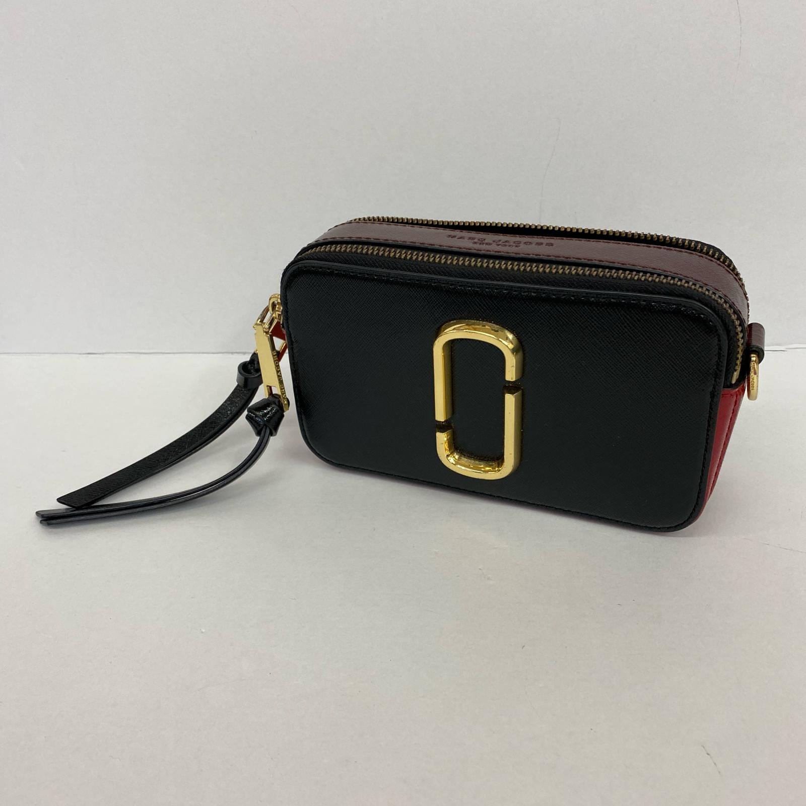 【中古】MARC JACOBS | マークジェイコブス SNAPSHOT ショルダーバッグ M0012007-011 ブラック【加古川店】