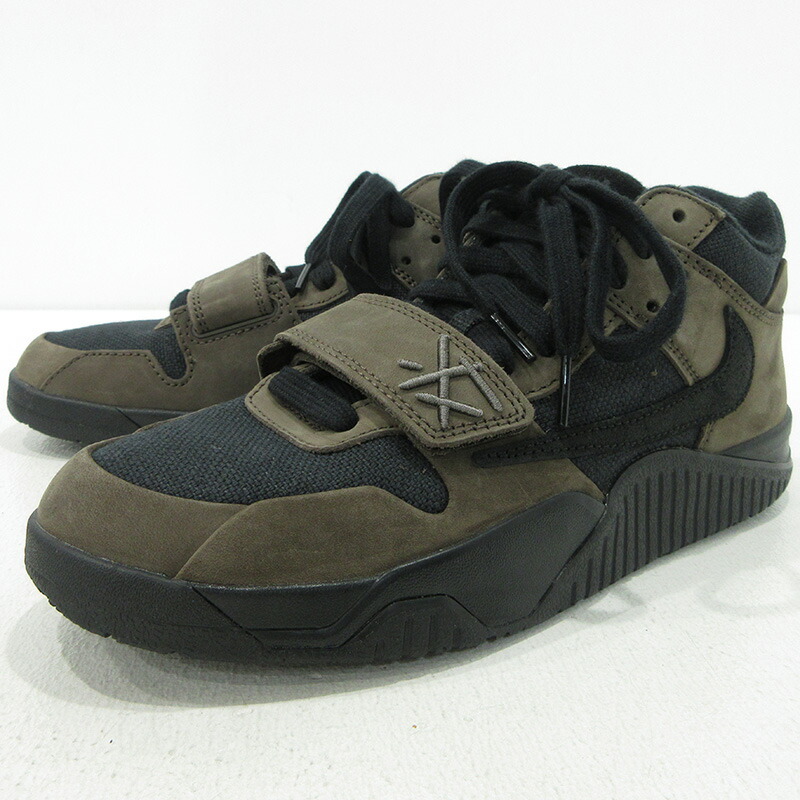 ナイキ × トラヴィススコット JUMPMAN FZ8117-100 s-l400.jpg