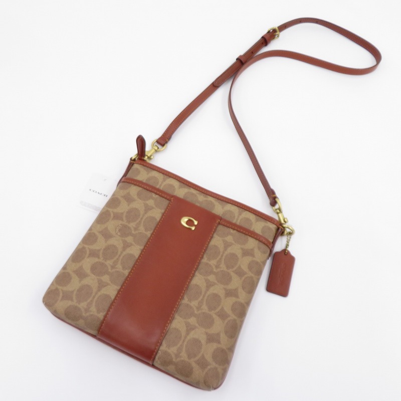 【中古】COACH | コーチ職 名書き 一揃いの道具 伝達人 差し交わす上半身 ショルダーバッグ B2379-CC533 ベージュ【瀬戸大橋店】