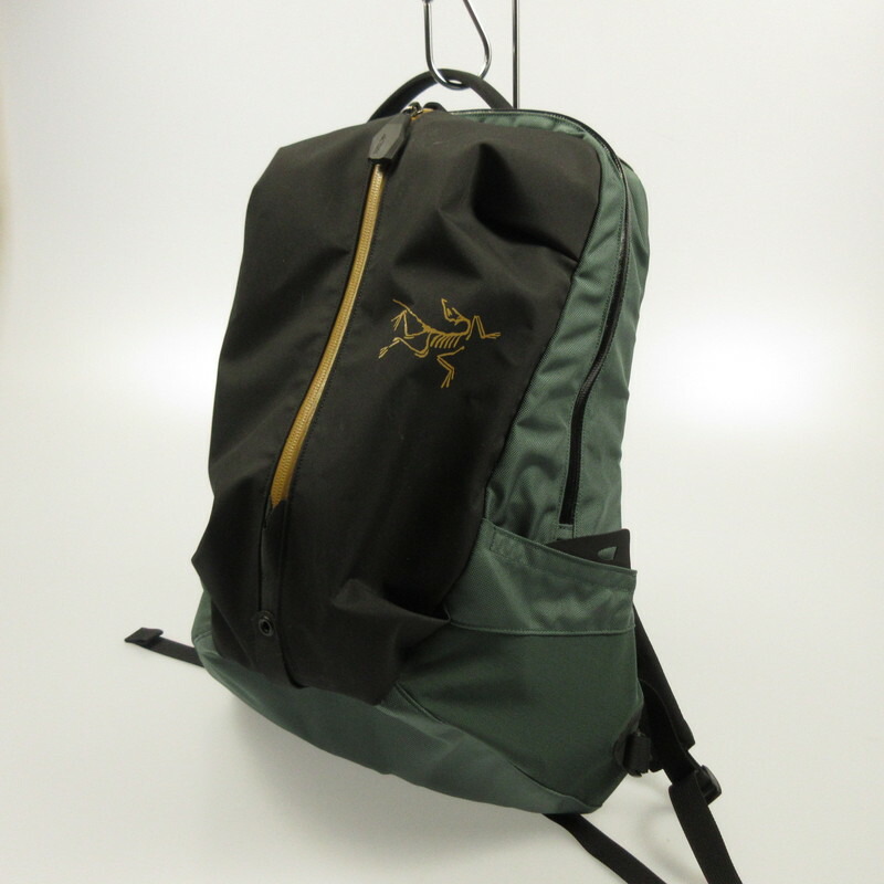 【美品】ARC'TERYX 廃盤　バックパック　リュック ARC'TERYX リュック バックパック 廃盤 PENDER アウトドア