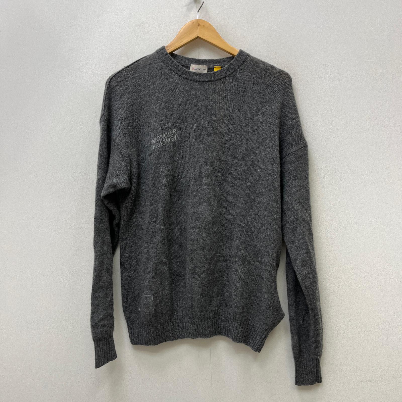 【中古】MONCLER | モンク軌跡 GIROCOLLO TRICOT 編み物 F209U9C70310 国内定まり品 ×FRAGMENT 薄墨色 大きさ：S【加古川店】
