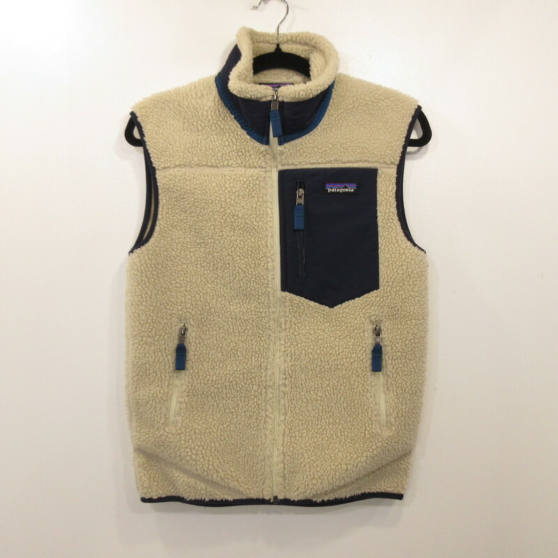 【中古】patagonia | パタゴニア メンズ・クラシック・レトロX・ベスト その他トップス 23048 アイボリー サイズ：XXS【姫路東店】