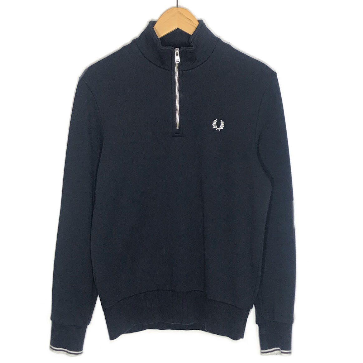 【中古】FRED PERRY | フレッドペリー Half Zip Sweatshirt ハーフジップスウェット スウェット M3574 ダークネイビー サイズ：S【倉吉店】
