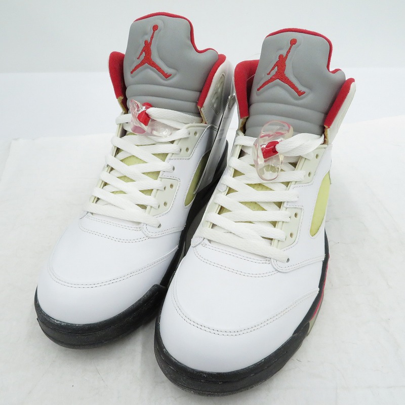 【中古】NIKE | ナイキ AIR JORDAN 5 RETRO \u0027WHITE CET\u0027 スニーカー 135027-100 エアジョーダン 白いこと 28.5珊【瀬戸大橋店】