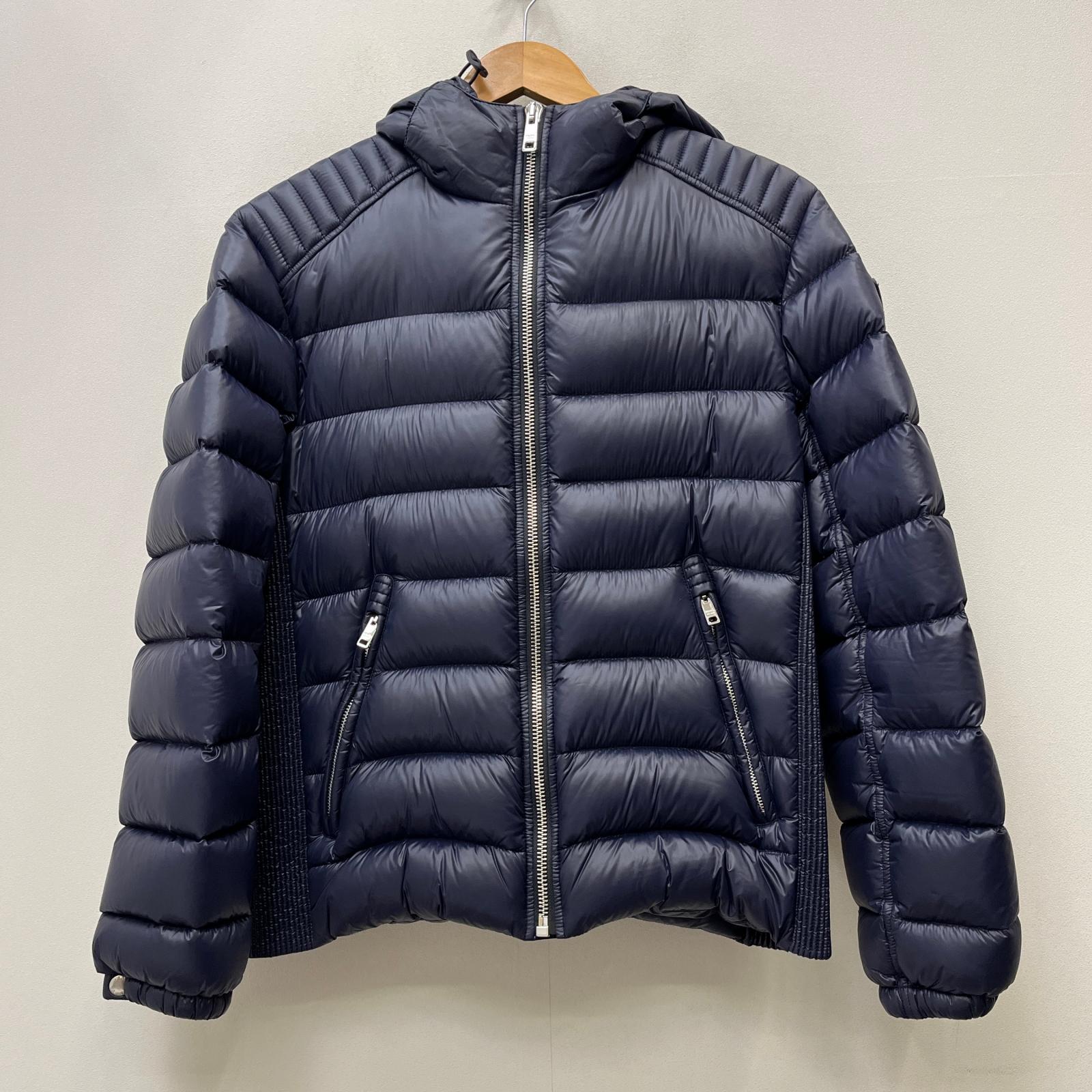 【中古】PRADA | プラダ 国内正規品 ダウンジャケット SGA654R142AR0 ネイビー サイズ：48【加古川店】｜お宝市番館