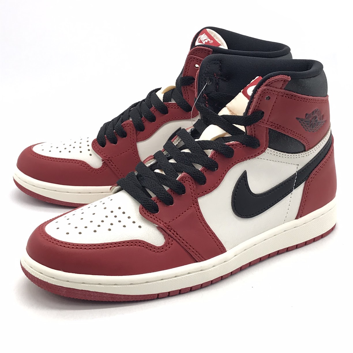 【中古】NIKE | ナイキ AIR JORDAN 1 RETRO HIGH OG \u0027CHICAGO LOST \u0026 FOUND\u0027 スニーカー DZ5485-612 赤いこと 26.5珊【倉吉店】