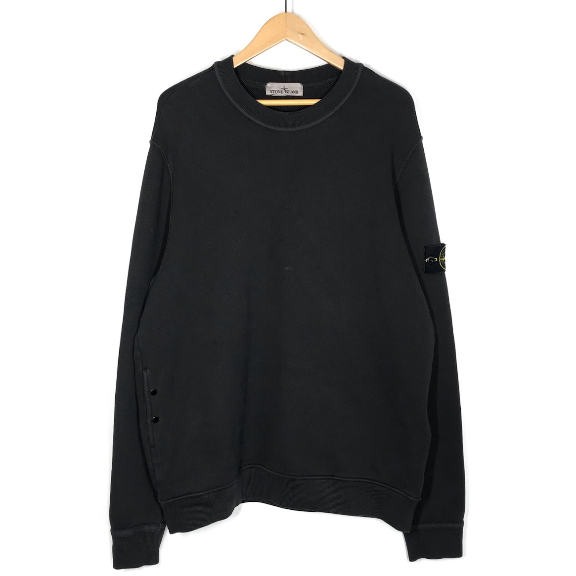 【中古】STONE ISLAND | ストーンアイランド FELPA ティーシャツ クルーネックスウェット 汗水 811561241 黒いこと 大きさ：L【倉吉店】