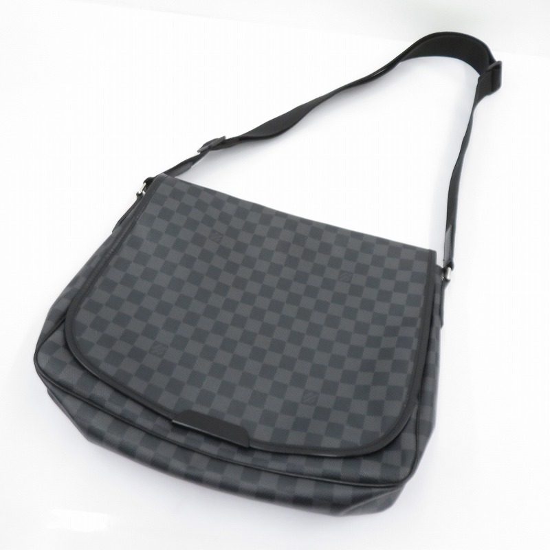 【中古】LOUIS VUITTON | ルイ・ヴィトン ダミエ グラフィット ダニエル GM ショルダーバッグ N58033 黒いこと【瀬戸大橋店】