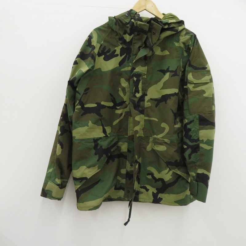 【中古】MILITARY御召しもの | ミリタリーイリョウ 亜米利加軍 家鴨 ナイロン上衣 8415-01-228-1316 マルチ色合い 大いさ：M【瀬戸大橋店】