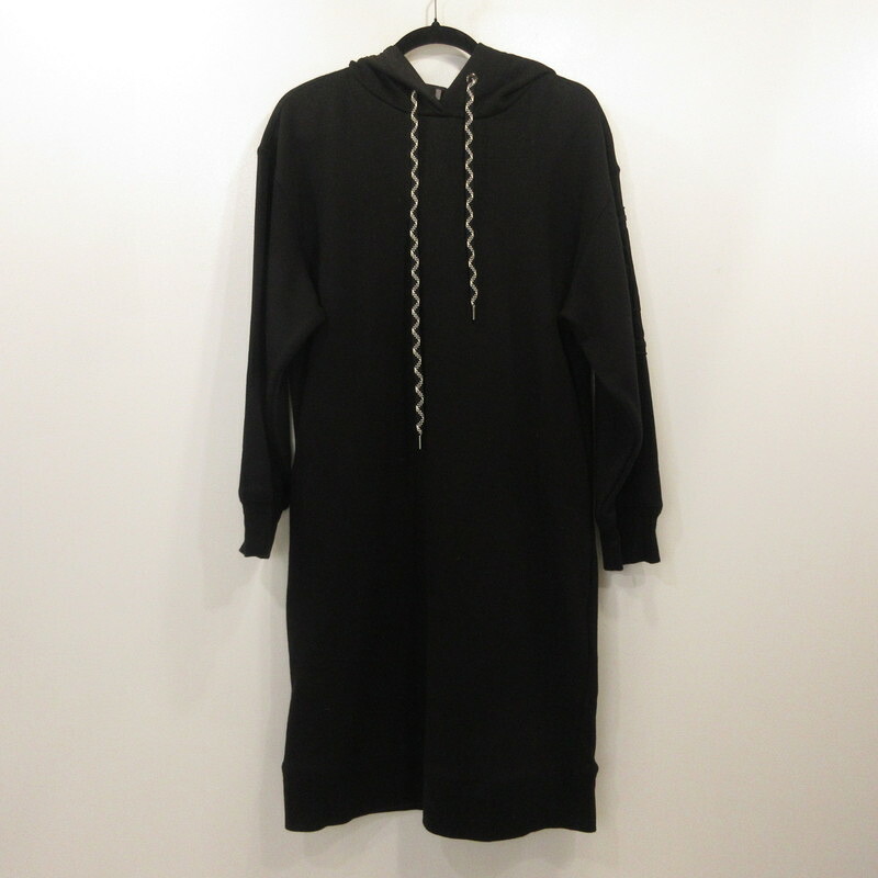 【中古】MONCLER | モンク軌跡 ABITO 衣装 F20938I71400 国内置き目品 黒いこと 大きさ：S【姫路東店】