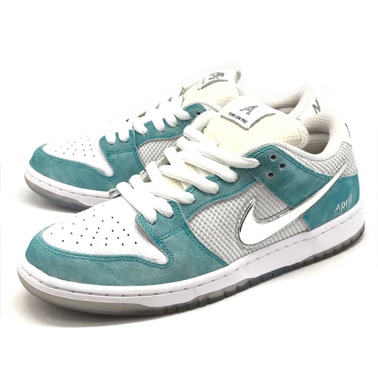 【中古】NIKE | ナイキ × ×APRIL SKATEBOARDS(エイプリル スケートボード) SB DUNK LOW PRO QS スニーカー FD2562-400 レーサーブルー/メタリックシルバー 27cm【倉吉店】|お宝市番館